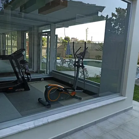 Newly Built One Bedroom Apartment With Pool