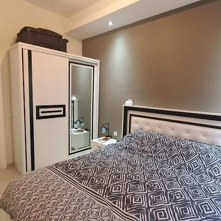 Newly Built One Bedroom Apartment With Pool *